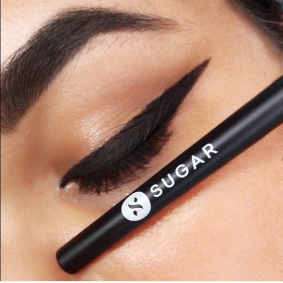 Makeup Bundle Seraphine, Naked, IPSY, FLUID 7 FREE - Picture 7 of 11